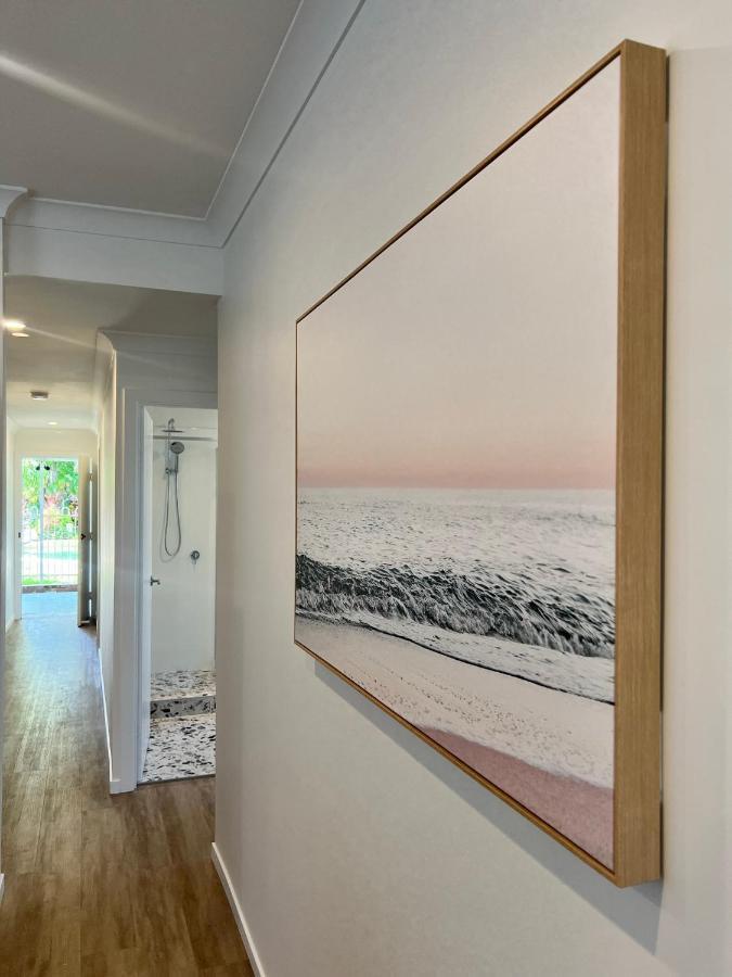 Comfortable Beach Home Скарборо Экстерьер фото